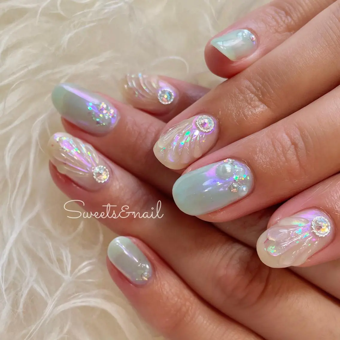 ネイル オーロラネイル Sweets& nail みなこのネイルデザイン