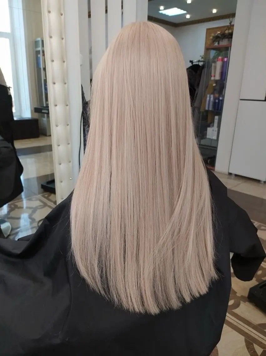 ミディアム カラー ベージュカラー ヘアカラー 【🥀履歴修正🥀】 ハイトーン職人/拓真のヘアスタイル