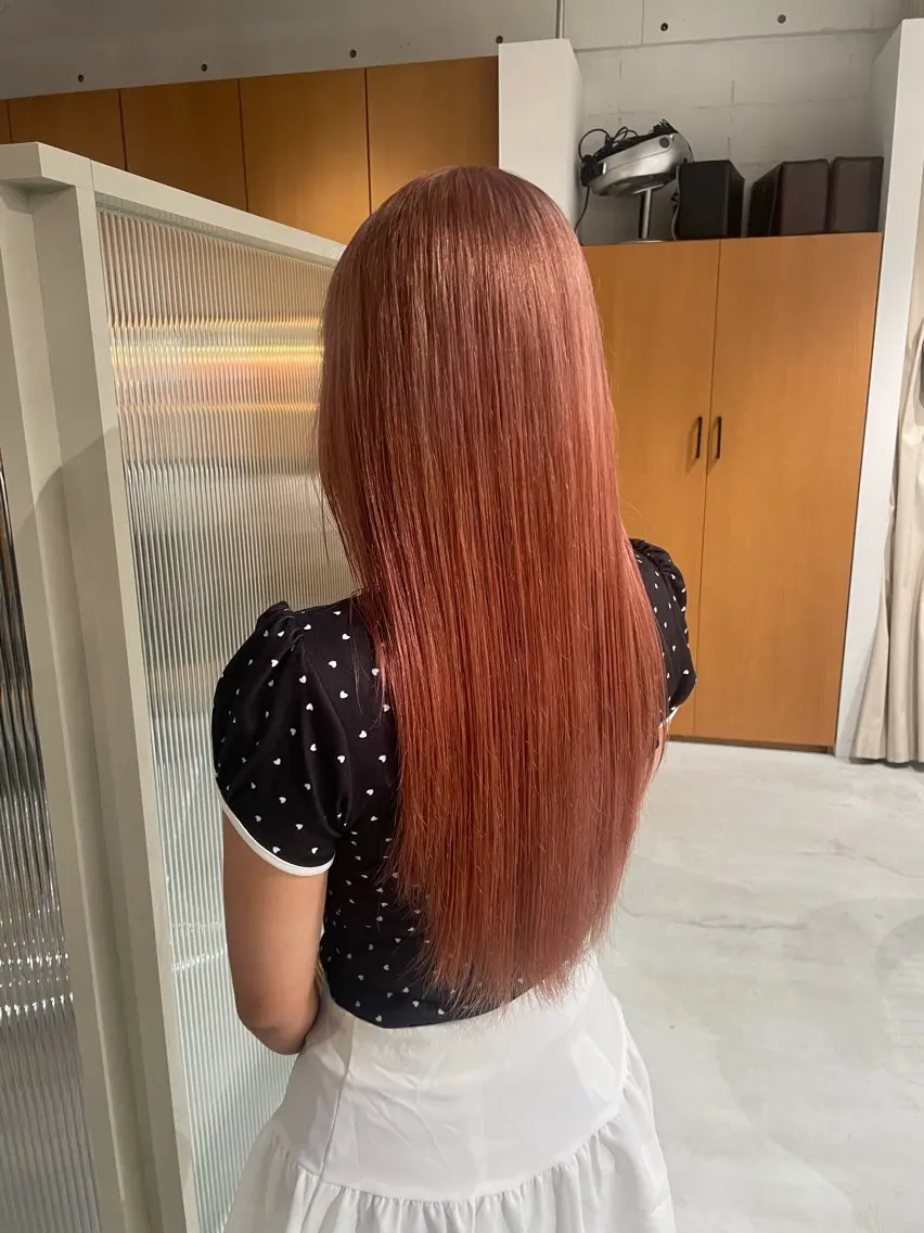 ロング カラー ベージュカラー ピンクカラー ピンクベージュ ヘアカラー 👑ブリーチ/ カットモデル/綾華のヘアスタイル