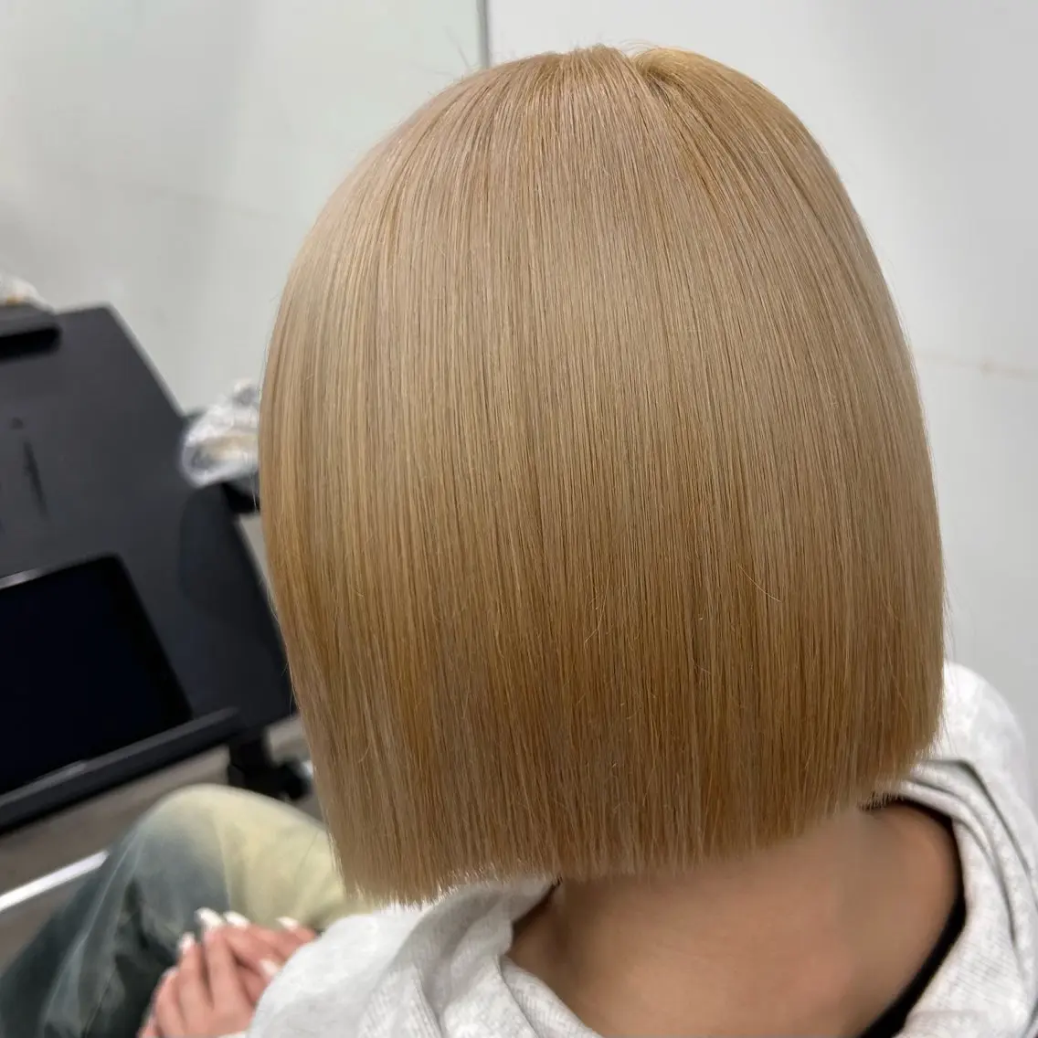 ミディアム カラー ブリーチ ケアブリーチ ダブルカラー ハイトーンカラー ヘアカラー Aoba 🫧艶ハイトーン🫧のヘアスタイル