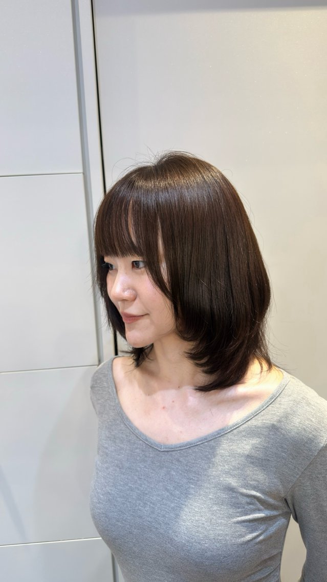 ミディアム レイヤーカット 深川 はなのヘアスタイル