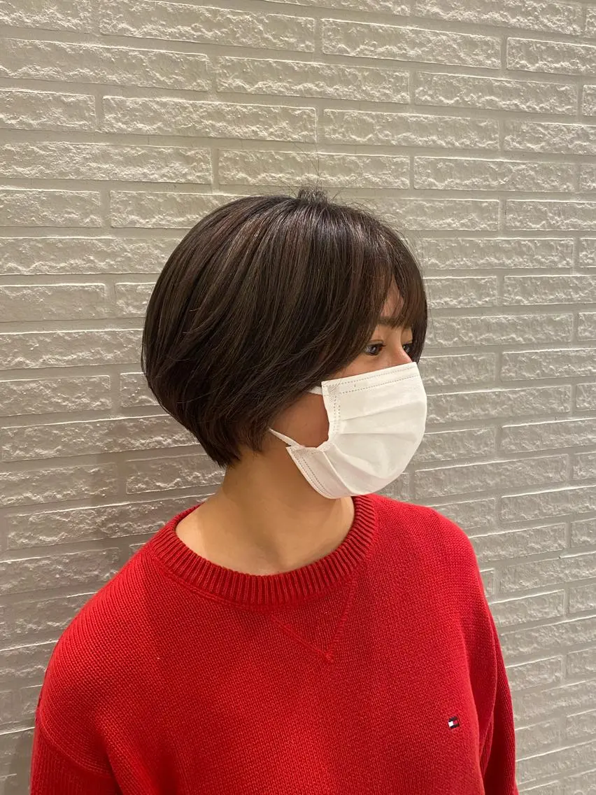 顔周りのうねりが気になる方へ！前髪カット+前髪縮毛矯正の写真