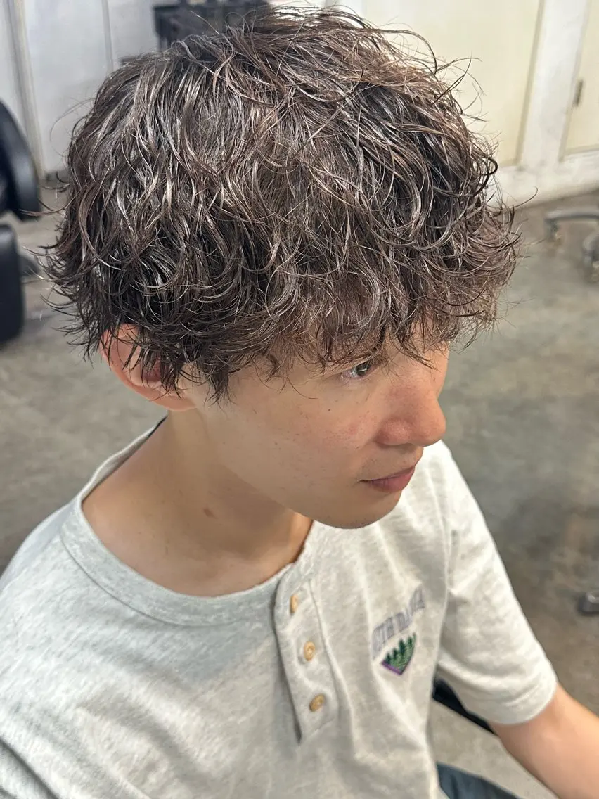 パーマ メンズ フェザーパーマ マッシュ メンズパーマ 学生（メンズ向け） メンズツイストパーマ パーマ fifth/原宿/ カットモデル/カズのヘアスタイル