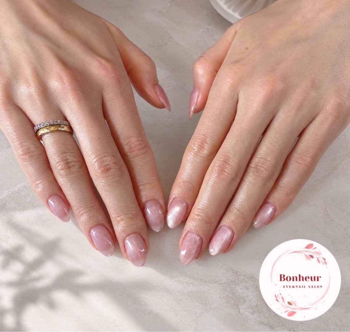 ネイル Bonheur ネイリストのネイルデザイン