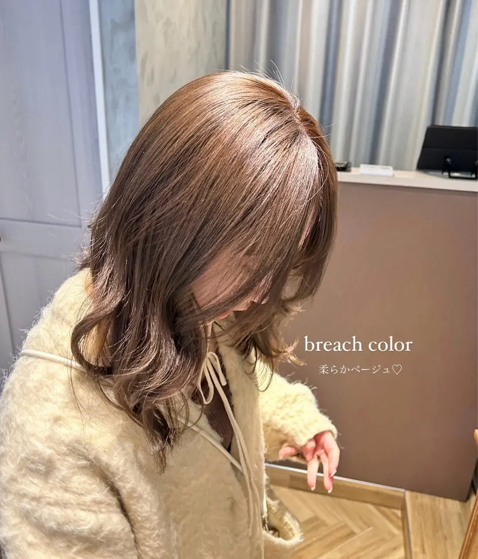 セミロング カラー ベージュカラー ブリーチ 透明感カラー 似合わせカット/ 青竹真璃亜のヘアスタイル