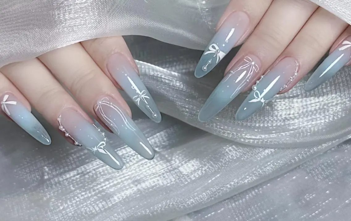 ネイル ハンドネイル 🎀 NaNa_nailのネイルデザイン