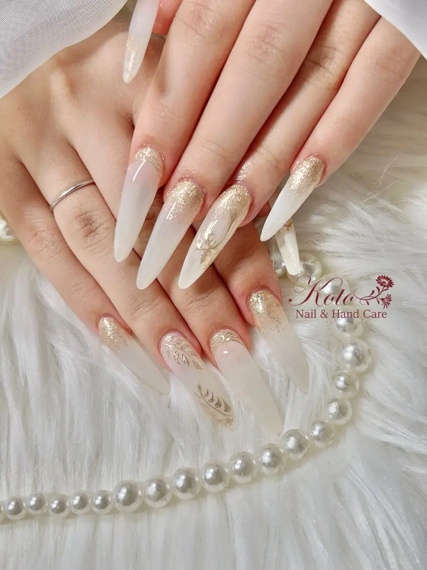ネイル 長さ出し ジェルネイル 持ち込み ニュアンスネイル 赤色 ハンドネイル Nail Salon KOTOのネイルデザイン