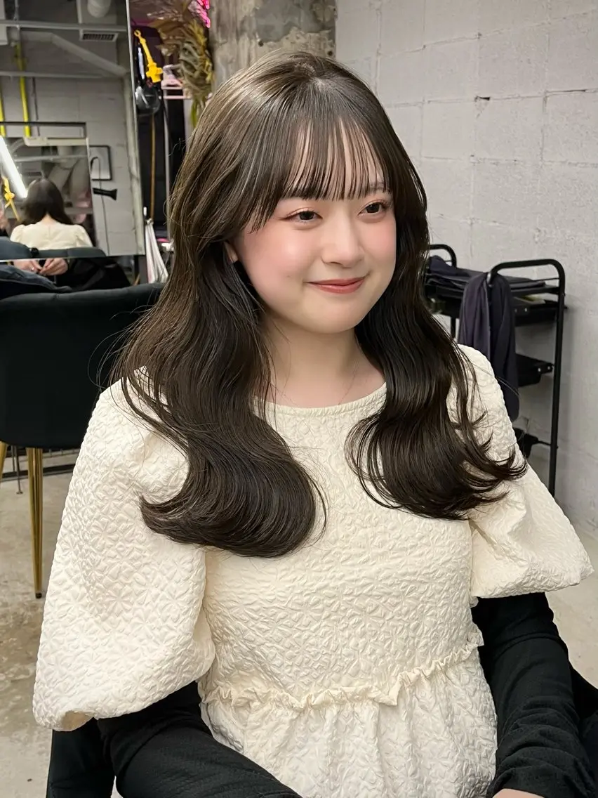 セミロング トリートメント カット ヘアカラー トリートメント 盛れる透けカラー🎀 似合わせ/uiのヘアスタイル