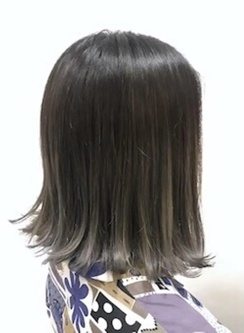 髪質改善ストレート+似合わせカット+艶髪トリートメントの写真