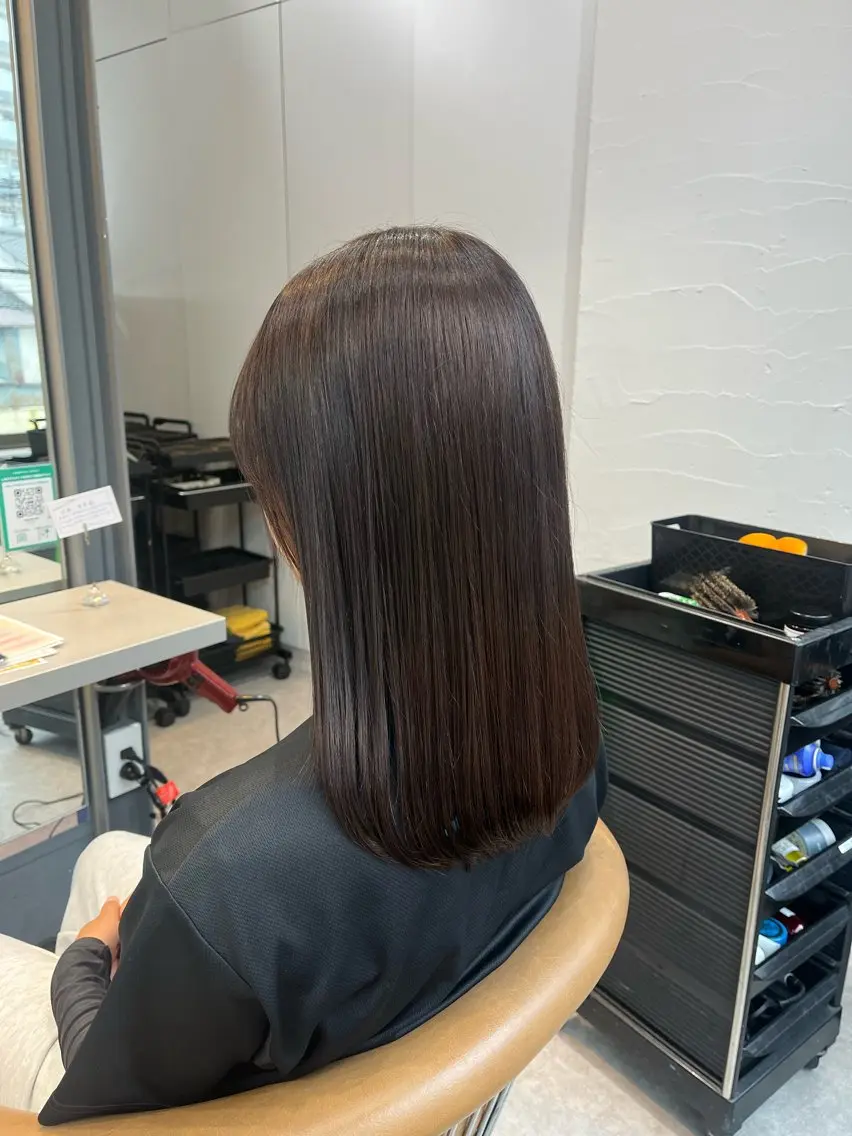 ミディアム カラー カット ヘアカラー トリートメント うしだ かおるのヘアスタイル