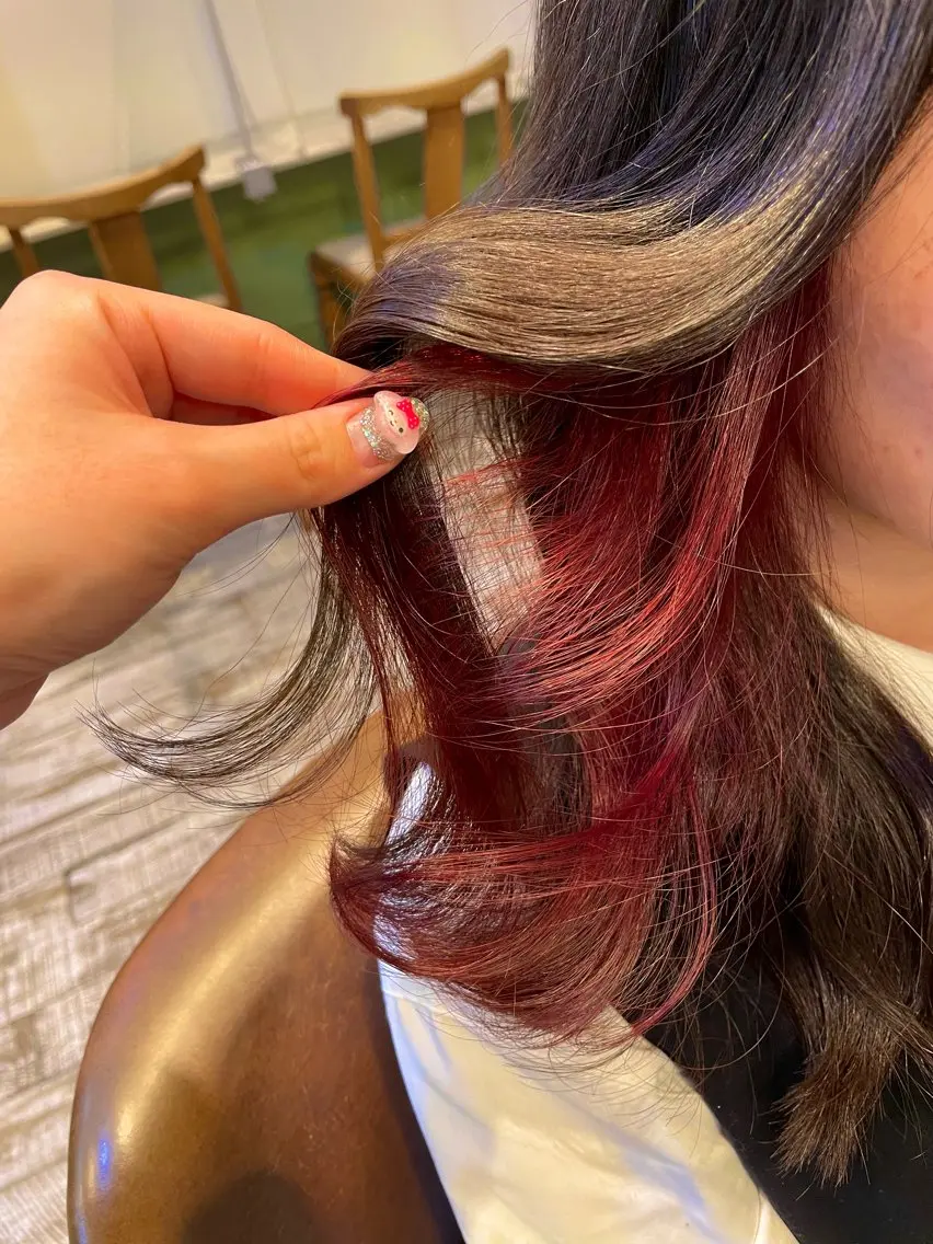 ミディアム 🍒桜井 優華🍒のヘアスタイル