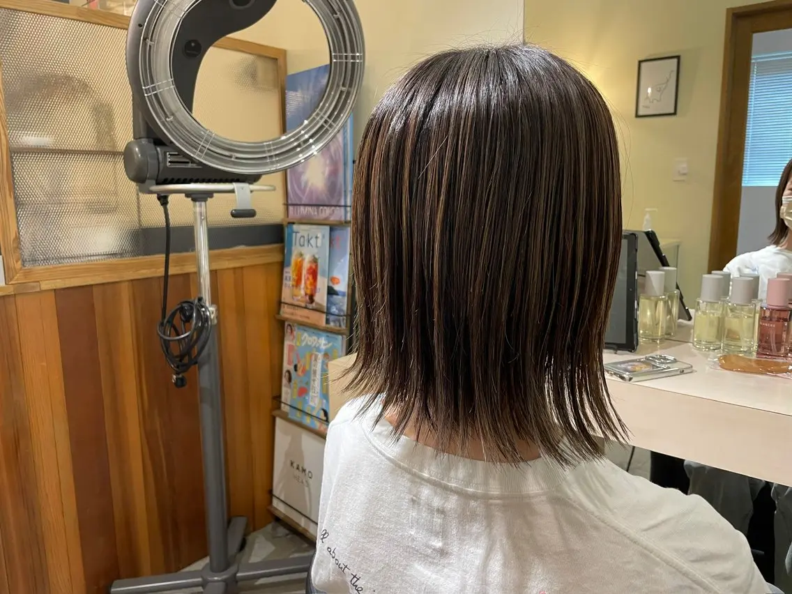 ミディアム カット ヘアカラー Laf かおりのマツエク・マツパデザイン
