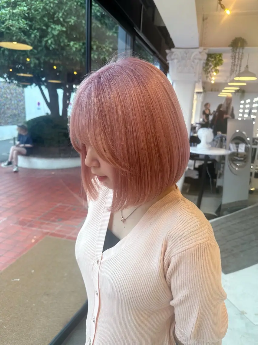 カラー RiA/レイヤーカッ ト/ハッシュカットのヘアスタイル