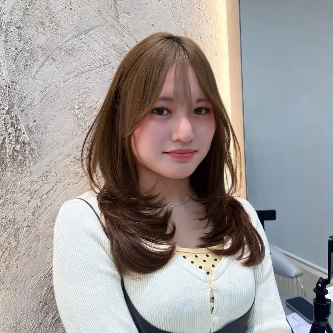 ロング くびれヘア 韓国風ヘア レイヤーカット ロング 小顔カット カット ヘアカラー トリートメント ♡Aira♡Lond /韓国レイヤー/縮毛のヘアスタイル