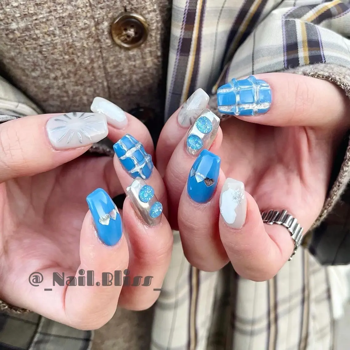 ネイル ブルー ハンドネイル NAIL BLISSのネイルデザイン