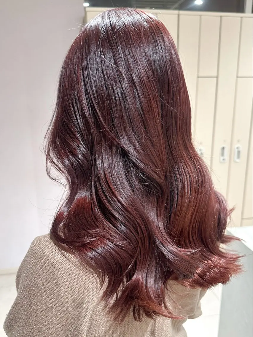 セミロング レッドブラウン 髪質改善 Unami/新宿 TSUKIのヘアスタイル