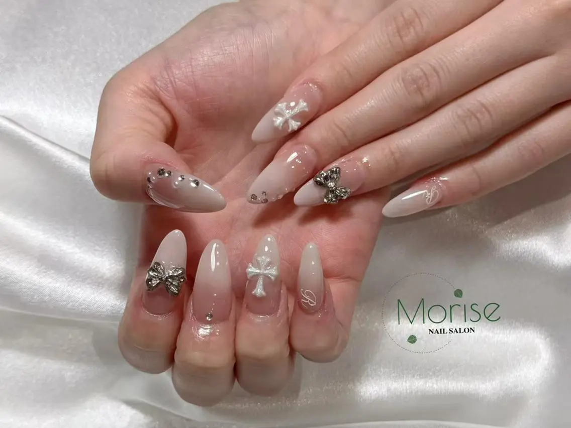 ネイル 長さ出し フットネイル フレンチネイル ジェルネイル ガーリー MoriseNail 表参道のネイルデザイン
