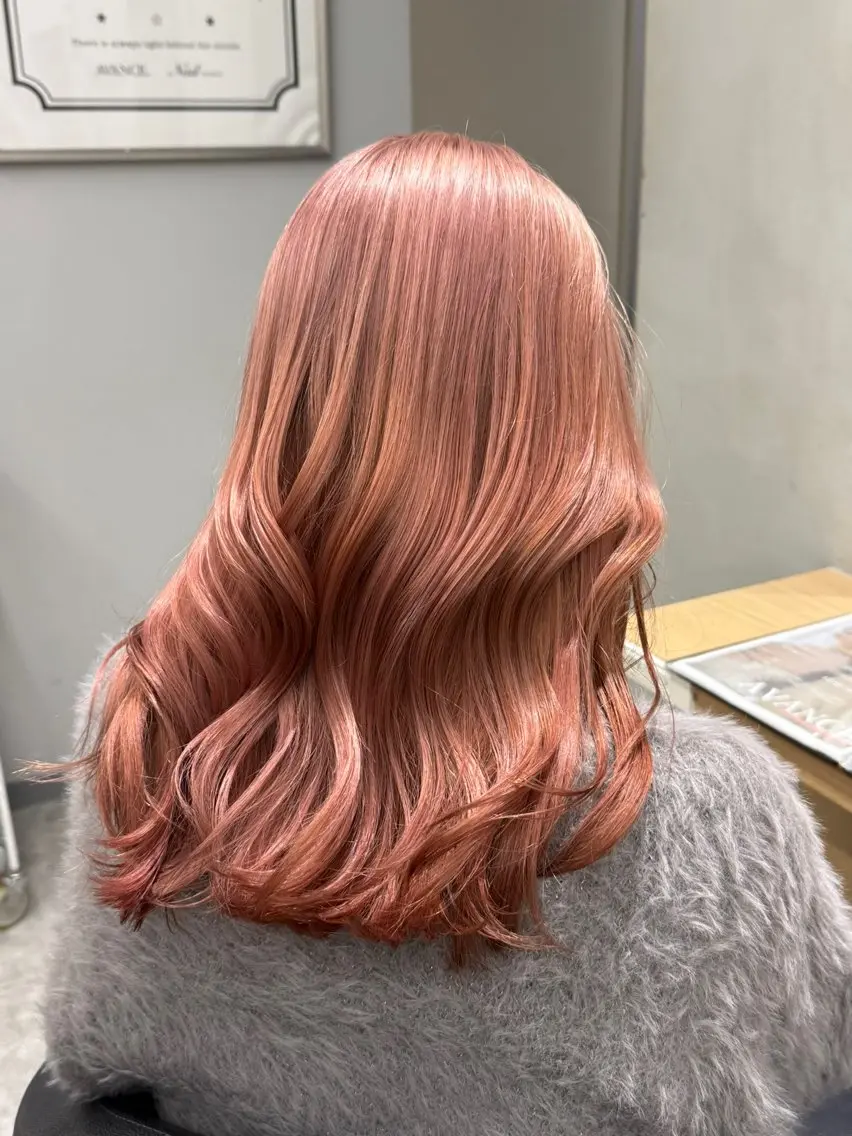 ロング カラー ブリーチ カット ヘアカラー 巻ける髪質改善🫧ハ イライト/永田汰伊智のヘアスタイル