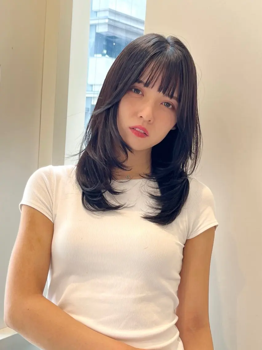 セミロング カラー ブラウンカラー ダークブラウン レイヤーカット カット ヘアカラー レイヤー⭐️カラー ⭐️平川雅史のヘアスタイル