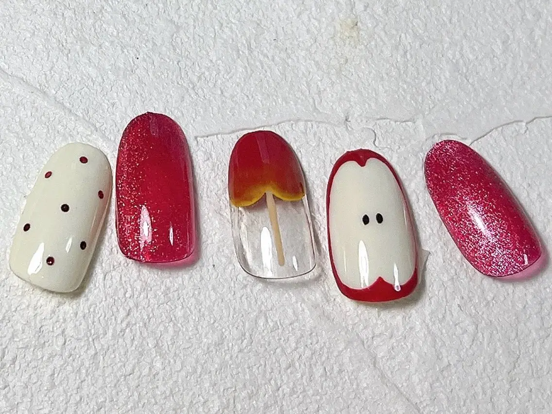 ネイル オーロラネイル フットネイル フレンチネイル ジェルネイル マグネットネイル kiki nail たまプラーザのネイルデザイン