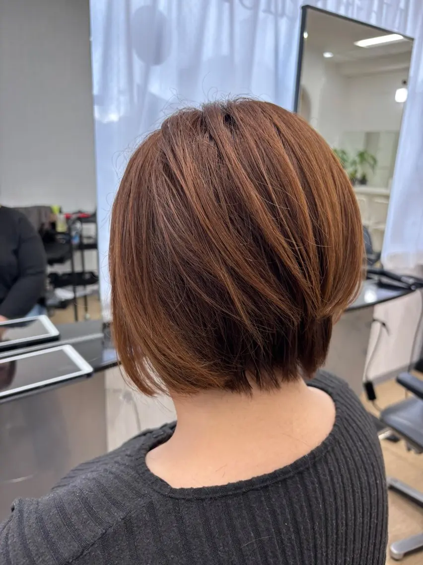 ショート カラー ヘアサロン クシィのヘアスタイル