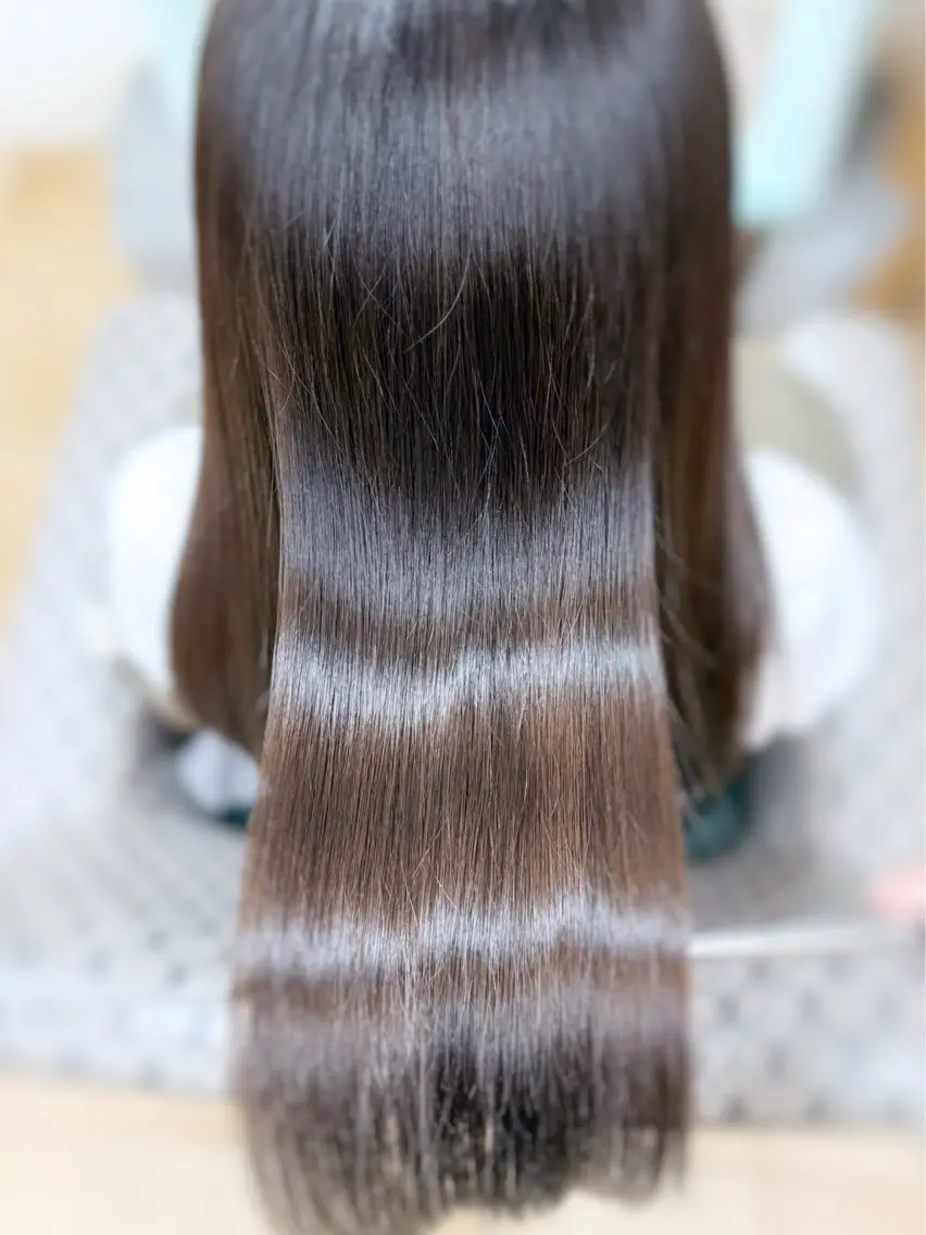 ロング 縮毛矯正 dolphin ownerのヘアスタイル
