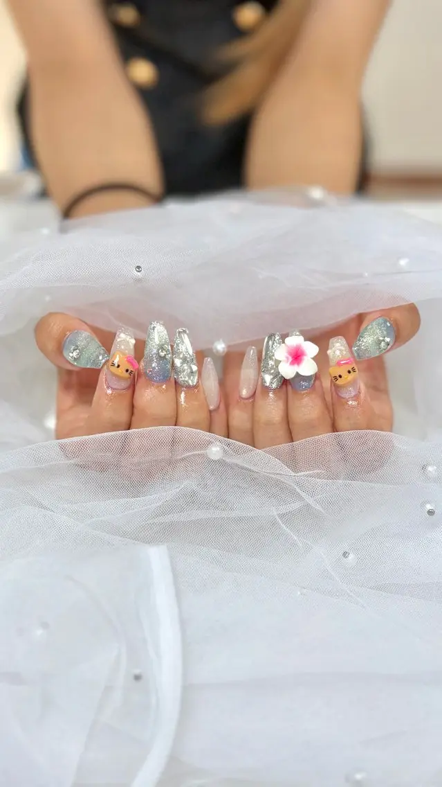 ネイル 持ち込み 夏ネイル ハンドネイル hitomi 🎀所沢ネイルサロンのネイルデザイン