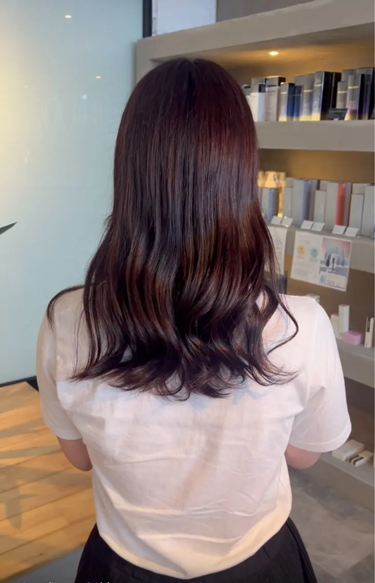 ロング ピンクブラウン 水戸/ブリーチカラー 中山りくのヘアスタイル
