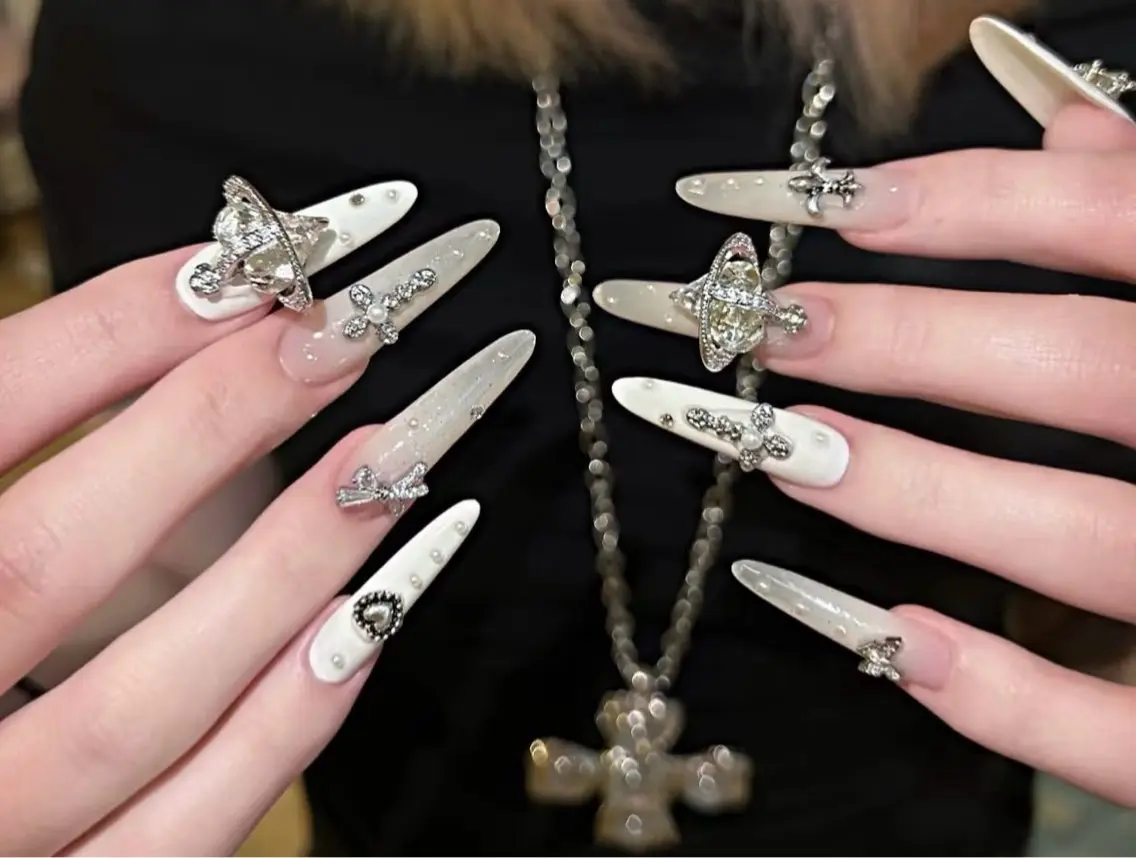 ネイル アートネイル オーロラネイル チークネイル 長さ出し フットネイル ハンドネイル Blossom nail_研修のネイルデザイン