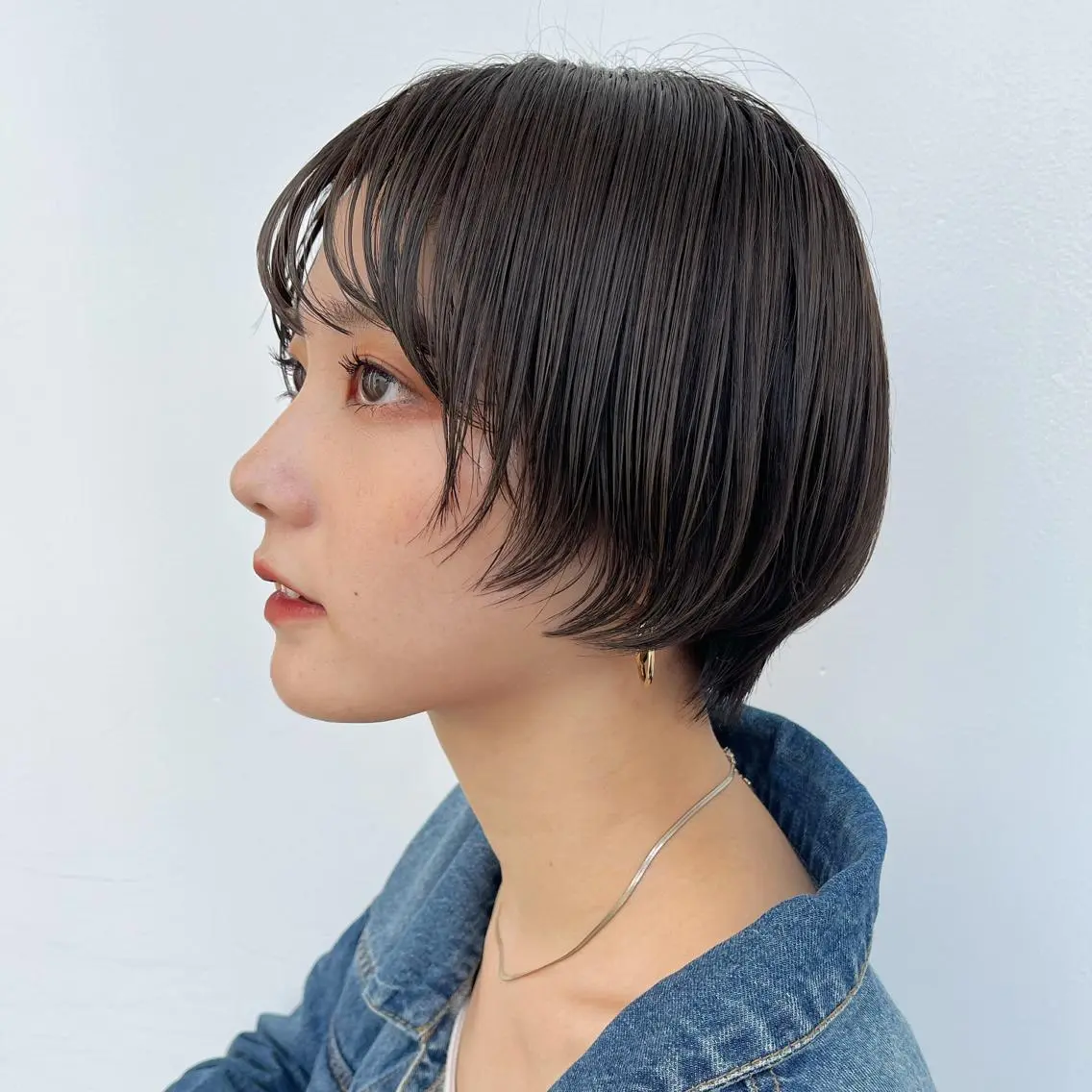 ショート カラー 透明感カラー グレージュ 🌱ボブ/レイヤー/ ベージュ/あやみ✨のヘアスタイル