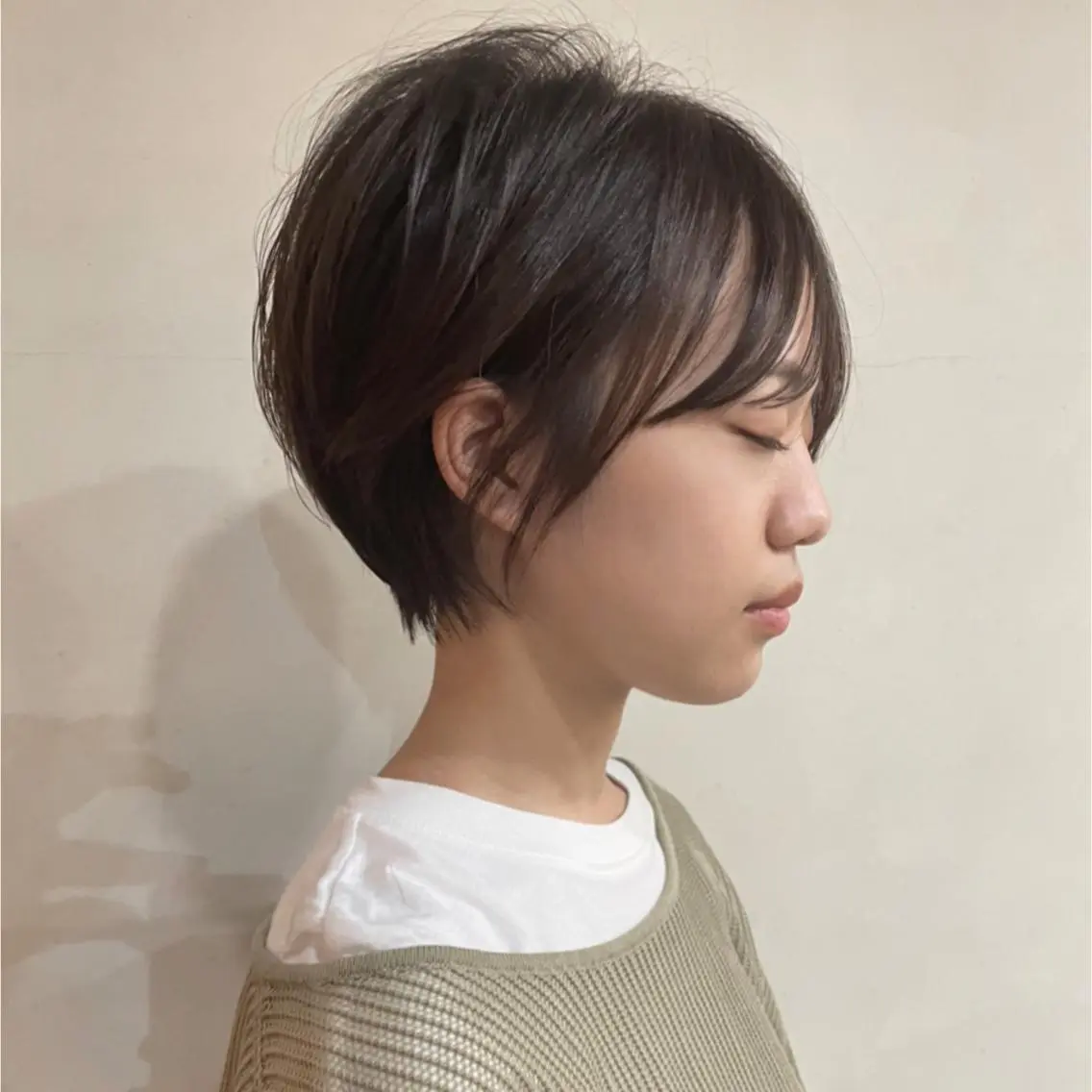 ショート カラー ショートボブ ハンサムショート 丸みショート デザインカラー ハイライトカラー カット ヘアカラー トリートメント 京都大人女性ショート 徒歩1分/秋山のヘアスタイル