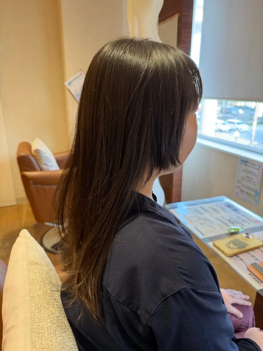 ロング ウルフカット 一岡 小幸のヘアスタイル
