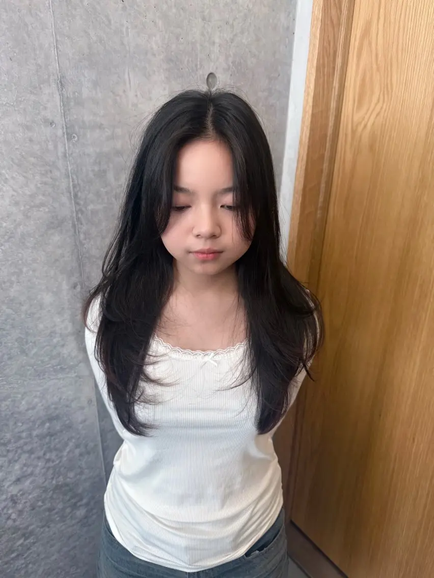 ロング ロングレイヤー アッシュ 顔周りカット 韓国風ヘア レイヤーカット カット 誰より丁寧なカット/ 小林輝/レイヤーのヘアスタイル