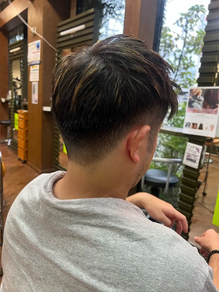 ショート メンズ カット 奥田 勝亮のヘアスタイル