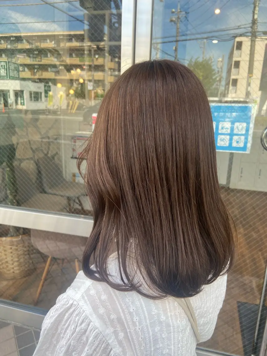 ミディアム カラー ヘアカラー ハラダ ヒナミのヘアスタイル