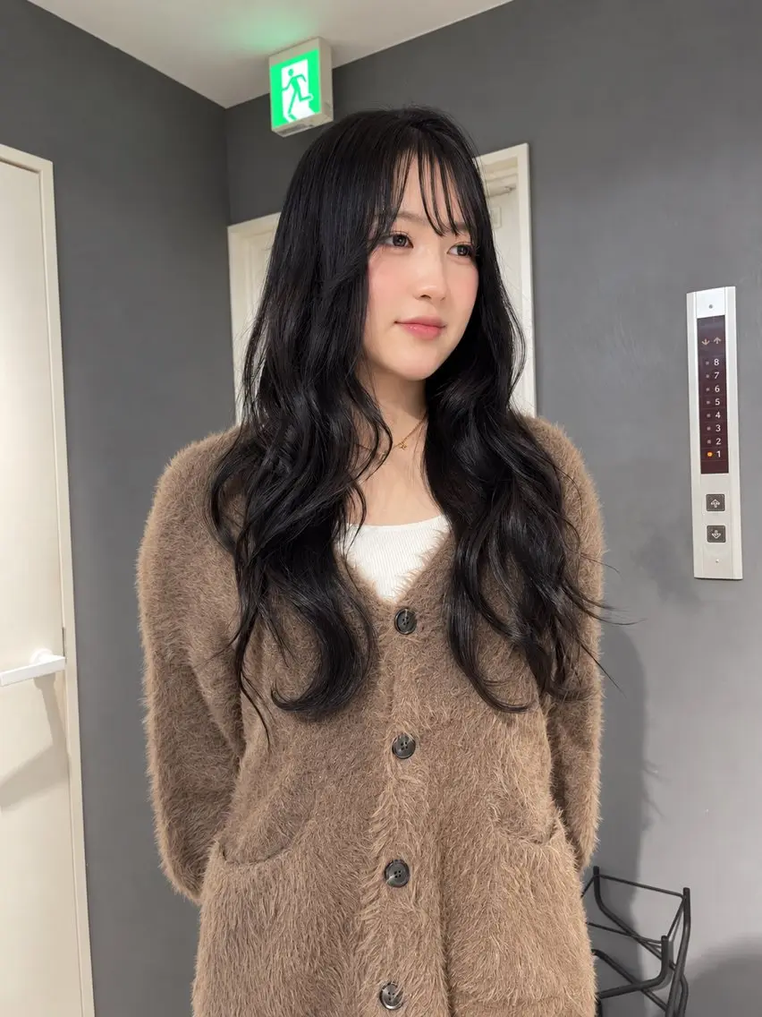 ロング 韓国風ヘア レイヤーカット カット ヘアカラー トリートメント 縮毛矯正/艶髪/透明 感カラー/NENEのヘアスタイル