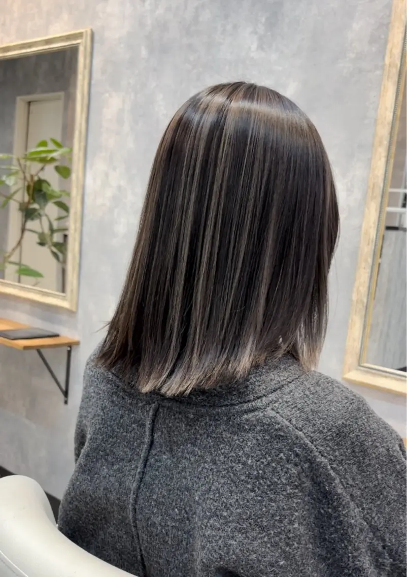 ミディアム カット ヘアカラー トリートメント en Siena エンシエナのヘアスタイル
