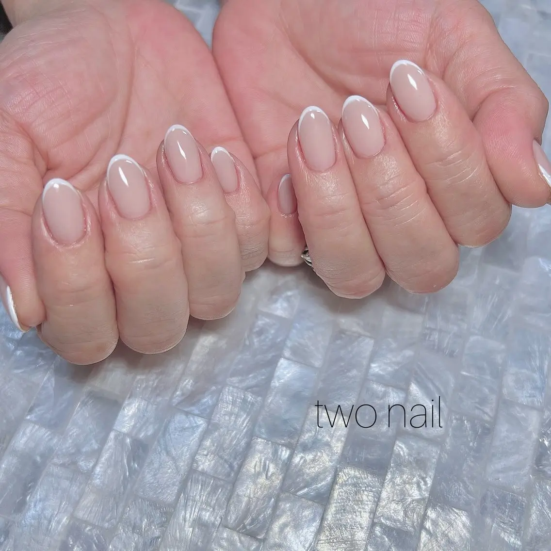 ネイル アートネイル ネイルチップ ホワイト ハンドネイル two nailのネイルデザイン