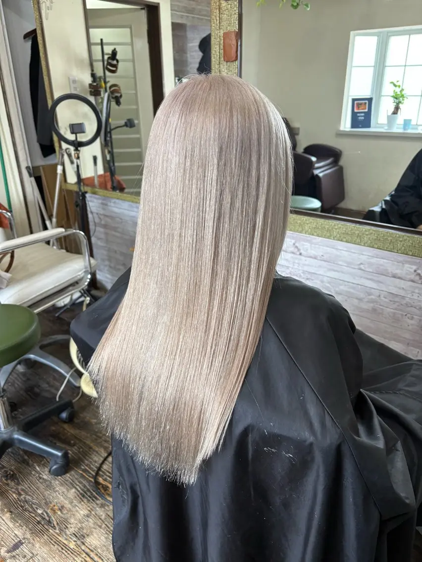 カラー ヘアカラー 渡辺 健太のヘアスタイル