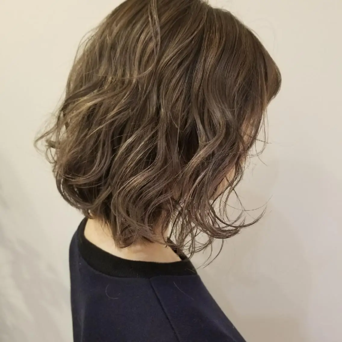 ミディアム カラー シールエクステ♦️ レイヤー♦️福田晃大のヘアスタイル