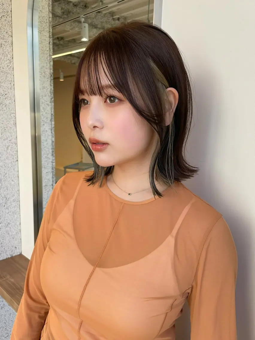 ミディアム ボブレイヤー ボブ くびれヘア 韓国風ヘア レイヤーカット カット ヘアカラー 結べるレイヤーボブ くびれLady表参道のヘアスタイル