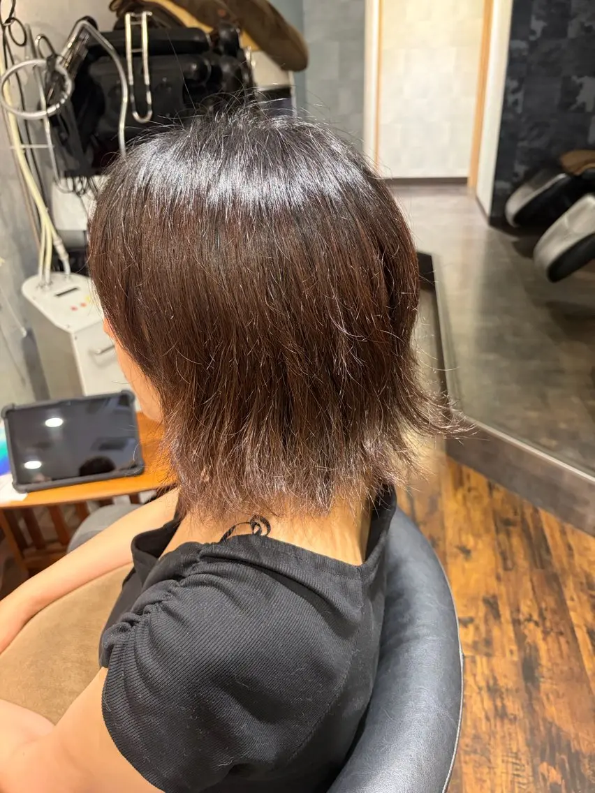 ショート カット 縮毛矯正 ✨矯正口コミ4.9✨ 歴21年代表ヨシアキのヘアスタイル