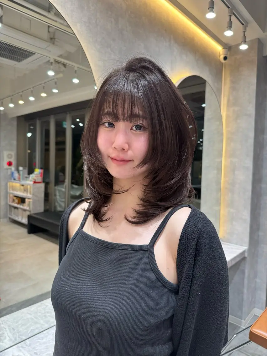 ミディアム カット ‎🤍透明感×ツヤ髪 / Saki‎🤍のヘアスタイル