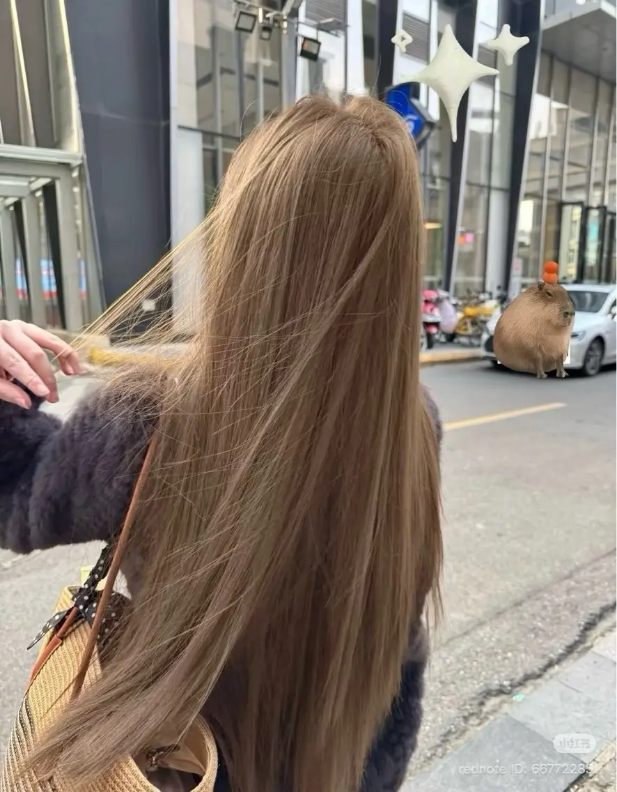 セミロング ヘアカラー 高原 爽箕のヘアスタイル