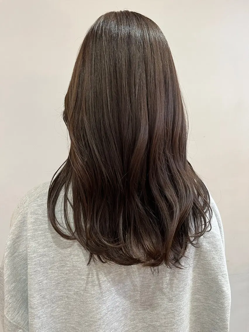 ロング カラー 林 和香菜のヘアスタイル
