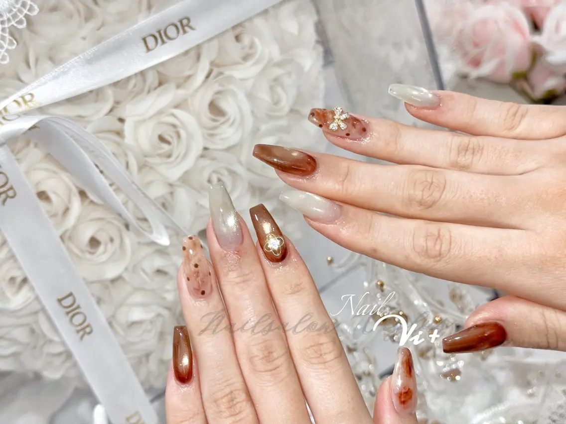 ネイル ハンドネイル ✨Nailsalon Vi+✨のネイルデザイン