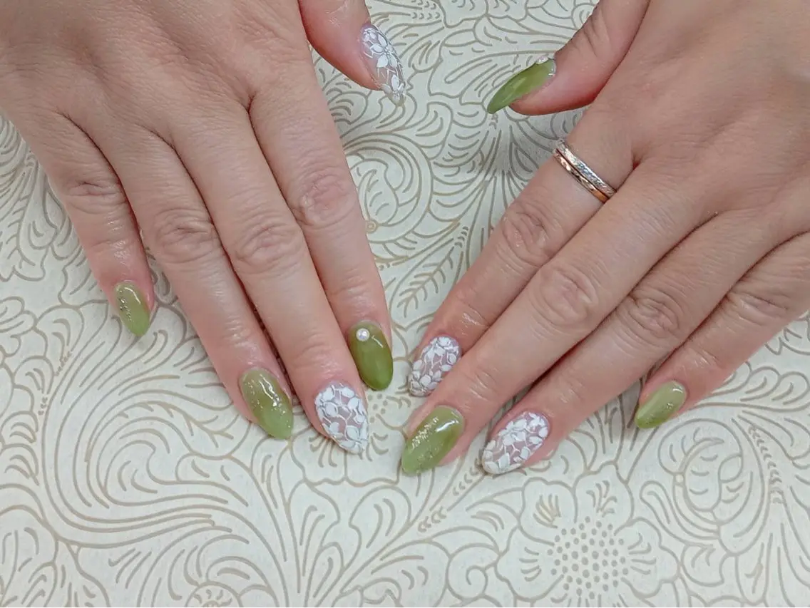 ネイル フラワーネイル precious nail  roomのネイルデザイン