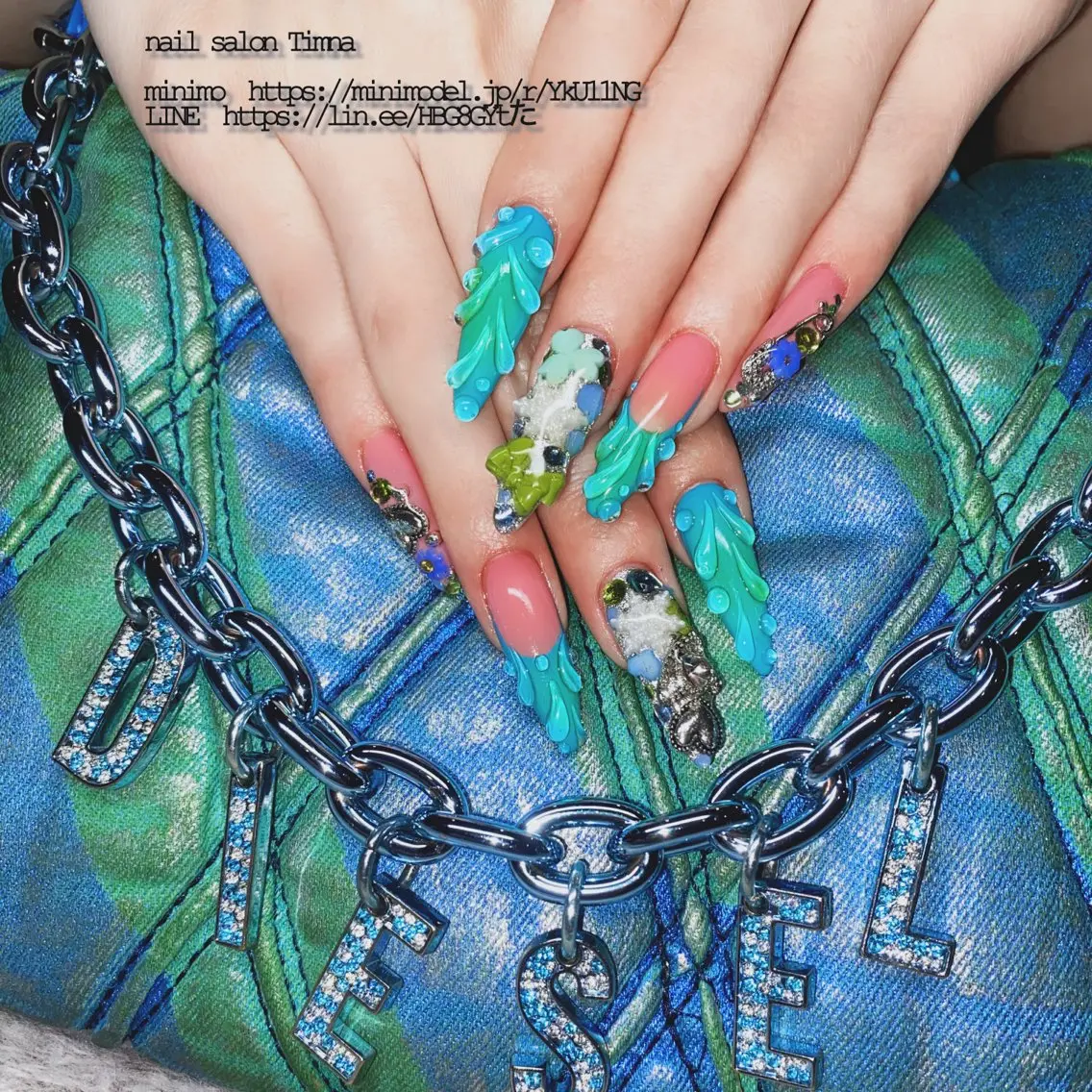ロング ハンドネイル NAILSALON 🍔Timna🍟のネイルデザイン
