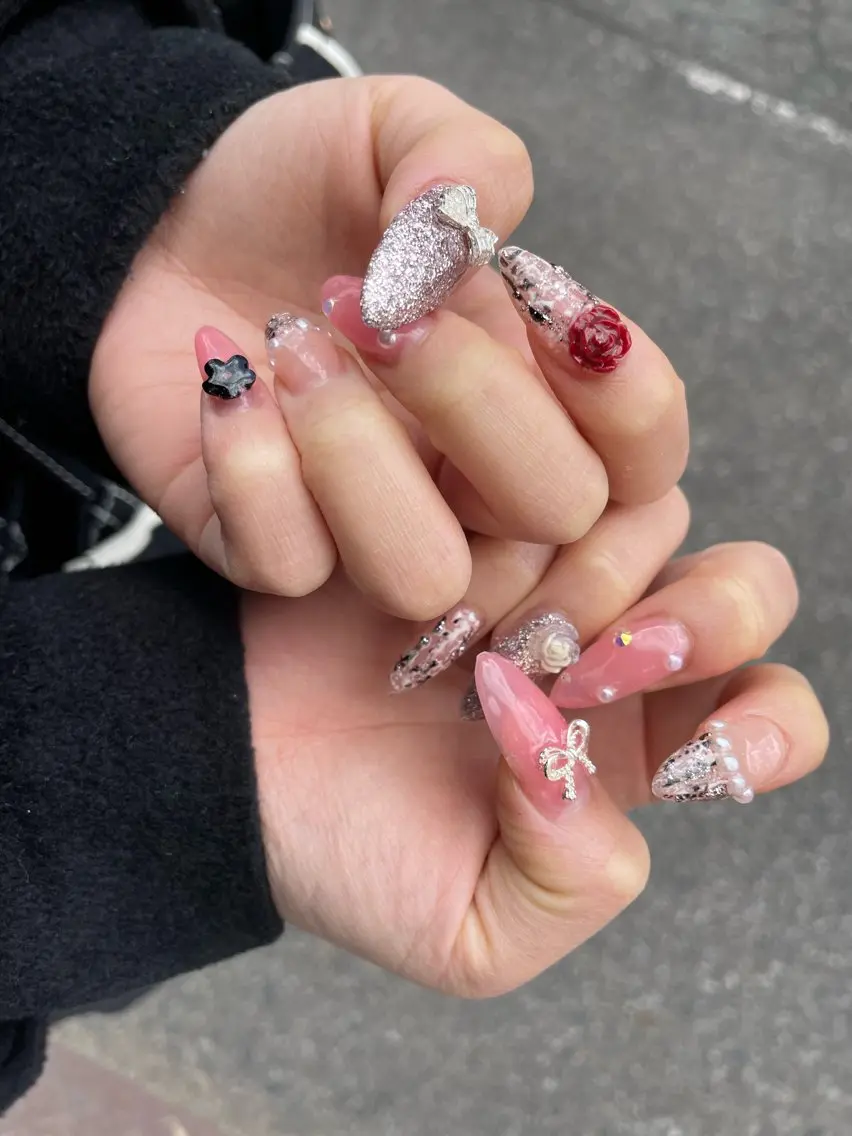 ネイル ハンドネイル CRAZY NAILのネイルデザイン