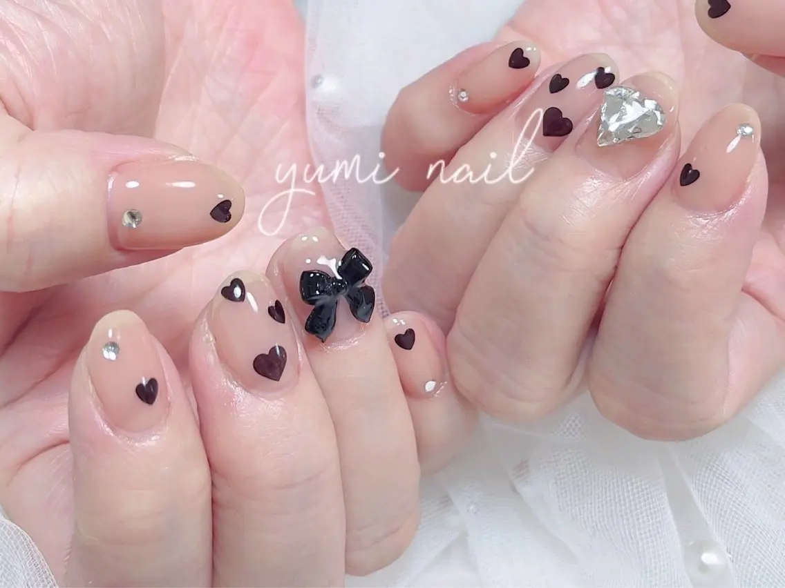 ネイル ハンドネイル 𝐲𝐮𝐦𝐢🎀 長さ出しデザイン専門のネイルデザイン